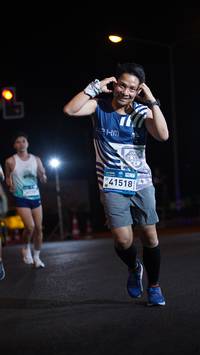 BIB: 41518, 419
                            <button type="button" onclick="openModal(23113718)" class="btn btn-primary btn-sm float-right btn-popup" data-toggle="modal" data-target=".modal-high-quality">
                        <i class="fas fa-shopping-cart"></i> Add to Cart
                    </button>
                                            <button type="button" onclick="isThisMe(23113718, true)" class="btn btn-success btn-sm float-right btn-popup btn-isme hidden" data-toggle="tooltip" data-placement="bottom" title="นี่คือรูปของคุณใช่ไหม คลิกที่นี่เพื่อเอาเข้าอัลบั้ม">
                        <i class="fas fa-plus"></i> Add to album
                    </button>
                    <button type="button" onclick="isThisMe(23113718, false)" class="btn btn-warning btn-sm float-right btn-popup btn-isnotme hidden">
                        <i class="fas fa-ban"></i> Remove from album
                    </button>